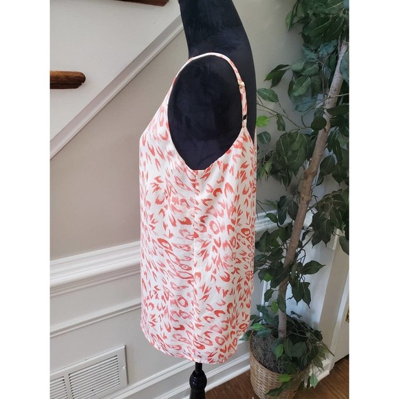 Cabi Women's White & Red 100% Polyester V-Neck Sleeveless Top Blouse Size Small - Picture 5 of 10